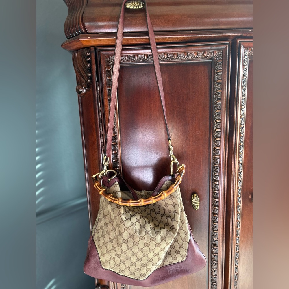COPY - Authentic Gucci bag.
